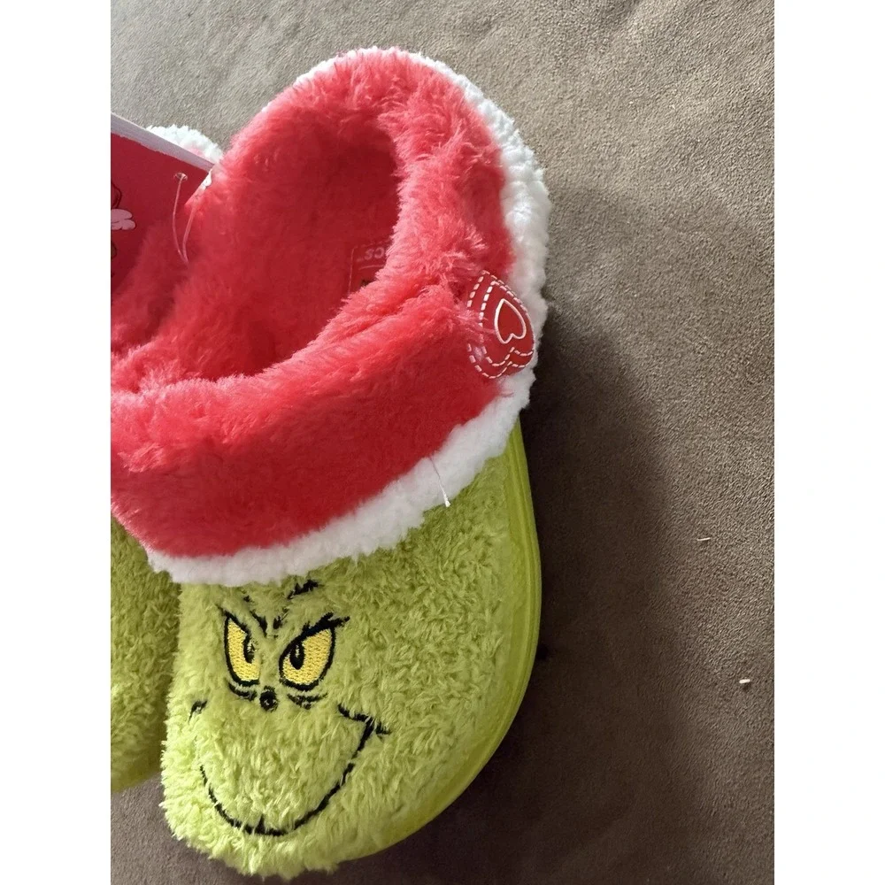 Crocs The Grinch Classic Clog Shoes Kids Boys Girls Youth Size C11 Green BNWT